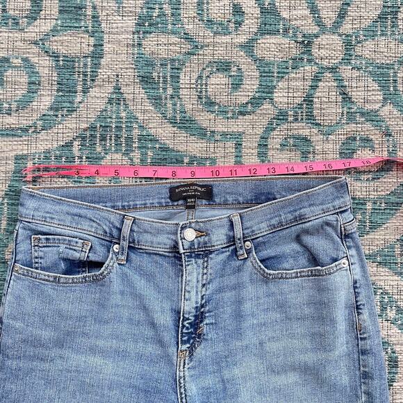 Banana Republic Light Wash Distressed Girlfriend Jeans - Size 30/10‎ - Picture 9 of 11